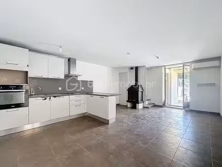 immeuble de 80 m² à herepian