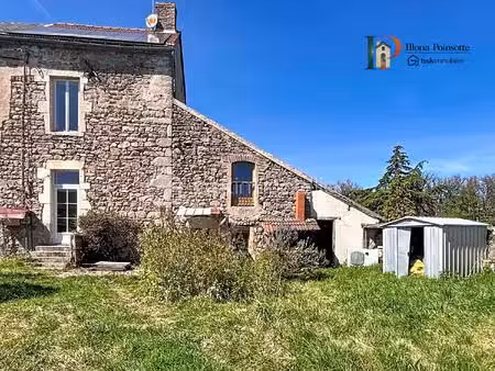 maison en pierre de 90 m² à la roche-en-brenil