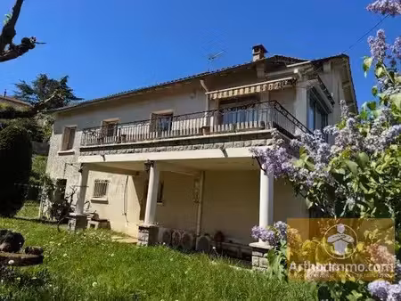vente maison 8 pièces 162 m2 à millau
