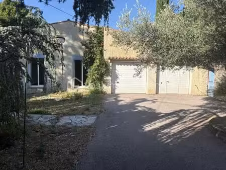 maison de 139 m² à pierrevert