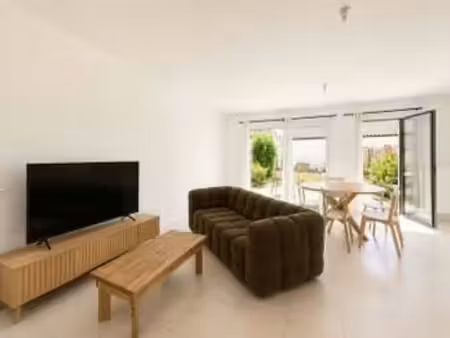 vente maison à saint-gilles-croix-de-vie (85800) : à vendre / 90m² saint-gilles-croix-de-v