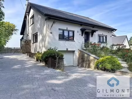 agréable villa 4 ch + pisicne sur 9 ares 52