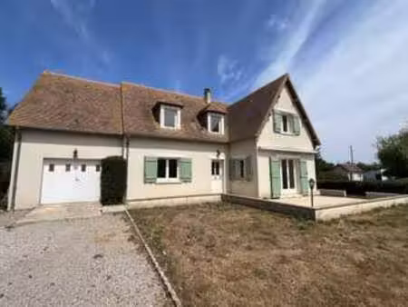 vente maison à tour-en-bessin (14400) : à vendre / 150m² tour-en-bessin