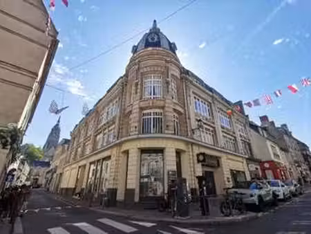 location bureaux et commerces à bayeux (14400) : à louer / bayeux