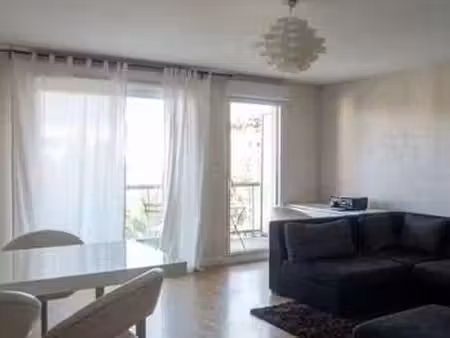 location appartement 3 pièces à carquefou (44470) : à louer 3 pièces / 76m² carquefou