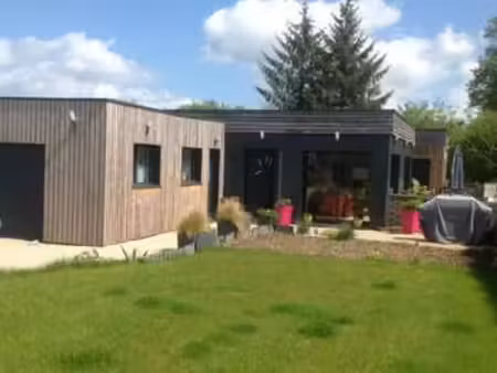 location maison meublé à ploumagoar (22970) : à louer meublé / 161m² ploumagoar