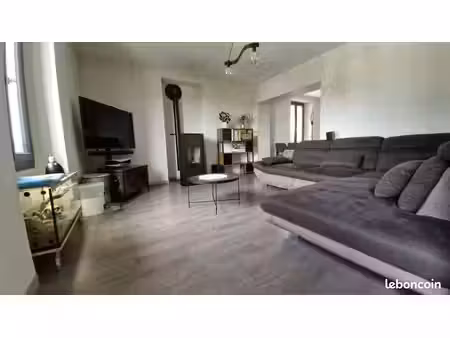 appartement 3 pièces 80 m²