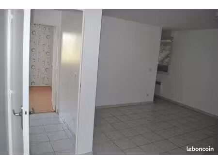 location appartement t2 à vénissieux (69200)