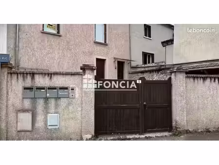 studio