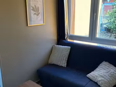 studio meublé lumineux en triplex – idéal étudiant ou jeune actif – bavilliers