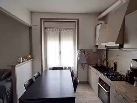 t3 centre-ville brive 67m²