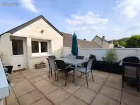 location appartement 59 m2 meublé avec terrasse chinon centre