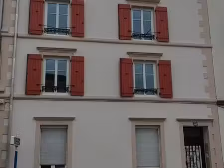 f4 avec terrasse - epinal rue de nancy