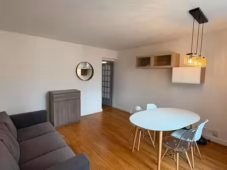 appartement t2 meublé – 45 m² – montrouge (avenue de la république)
