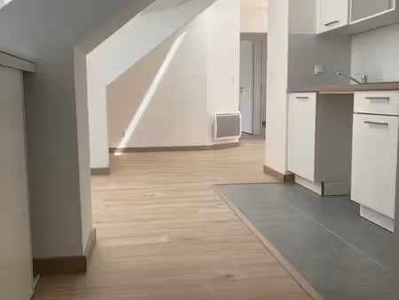 appartement 3 pièces 42 m²