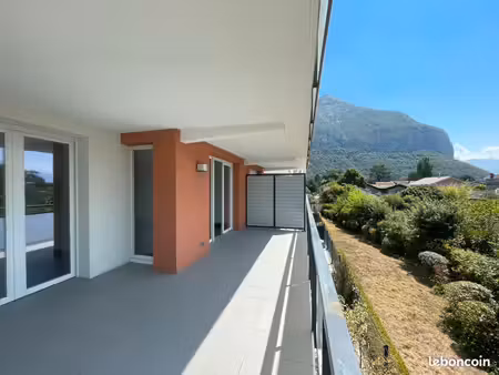 t3 61 m² asc garage terrasse