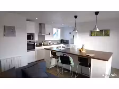 appartement 47m2 - refait à neuf proche mairie