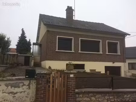 joli pavillon disponible de suite