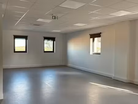 local professionnel à louer - 83 m² - idéal profession libérale ou indépendant