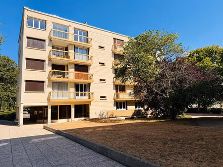 * appartement t1 * excluvisité * idéal investisseur * rentabilité 6 % *