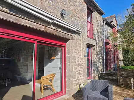 maison de caractère à vendre sur mesnil roc'h