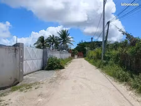terrain 500 m² saint-francois
