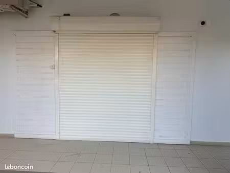 local commercial 65m² - bonan le moule