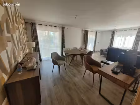 appartement t4 de 99 m² – aurillac (quartier nouvelle poste)
