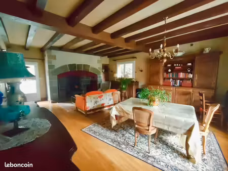maison de 9 pièces- 192m2- giou de mamou