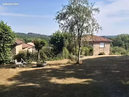 propriété 4 pièces 83 m²