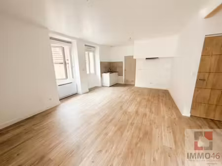 t3 renové de 61 m² – plein cœur de gramat