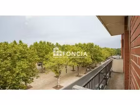 muret – t3 traversant de 70 50 m² – 2 balcons – centre-ville