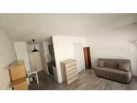 beau studio meuble