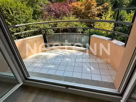 appartement 2 pièces à louer à torcy - calme et bien situé