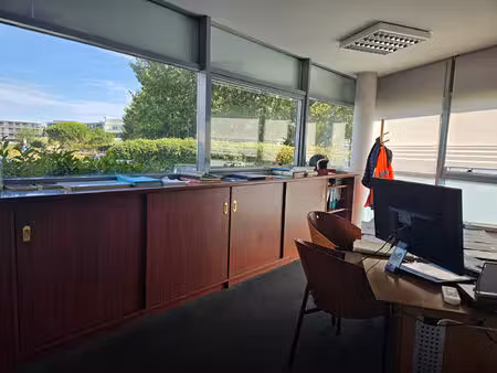 la rochelle les minimes local commercial