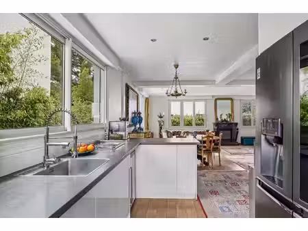 le pecq  maison de 215 m2 au sol sur 347 m2 de terrain