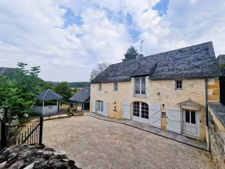 turenne maison en pierre rénovée