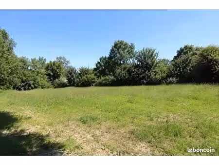 terrain 490 m² ferrieres