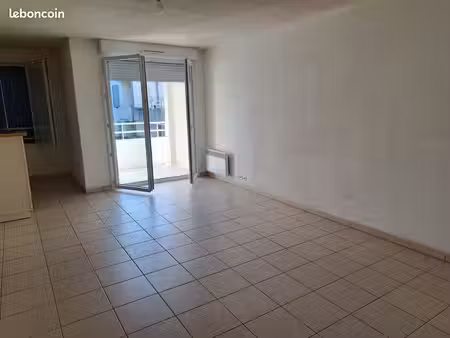 appartement dans résidence
