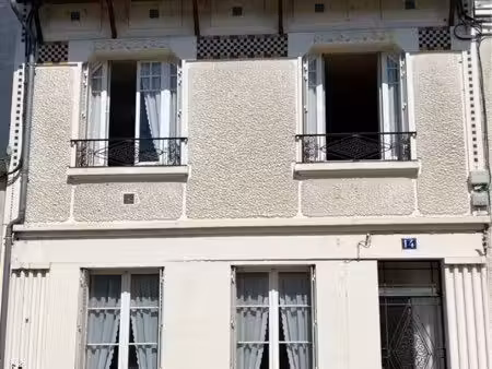 maison idéalement située