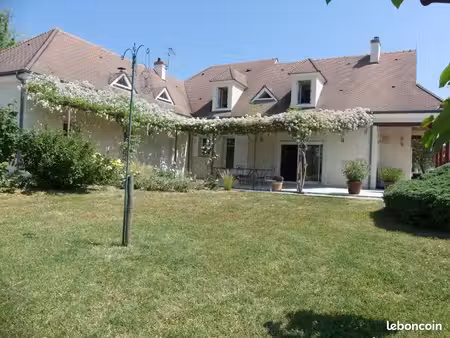 maison 7 pièces 200 m²