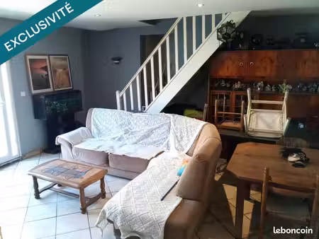 propriété 5 pièces 101 m²