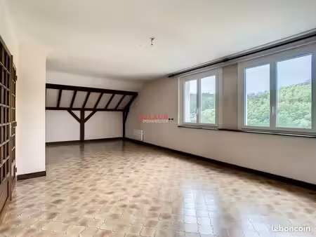 appartement 3 pièces 80 m²
