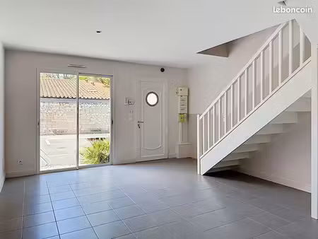 maison 3 pièces 55 m²