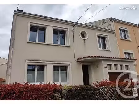 maison de ville 8 pièces 126 m²