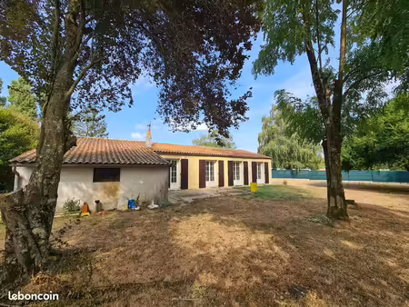 maison plain-pied  4 pièces  100m²  grand jardin  près saintes