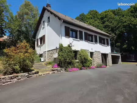 maison familiale rénovée 110 m² - studio 30 m² à rénover – proche centre – terrain 700 m²