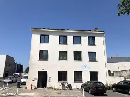 bureaux 6 m² la rochelle