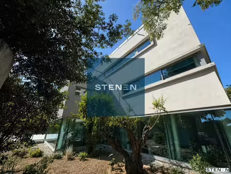 location bureaux 150 m²