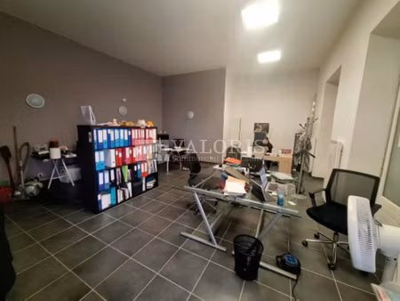 location bureau 51 m² à villeurbanne (69100)